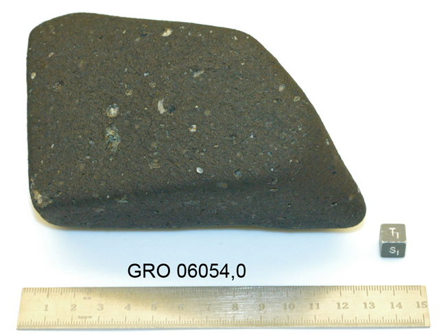 Lab Photo of Sample GRO 06054 Showing South View